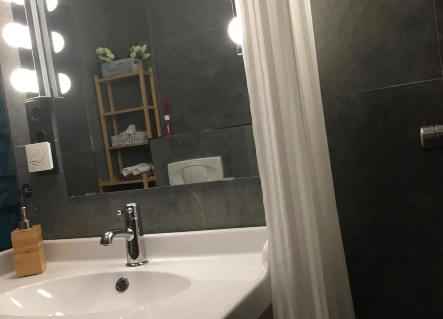 Mandula Vendeghaz Apartment Eger