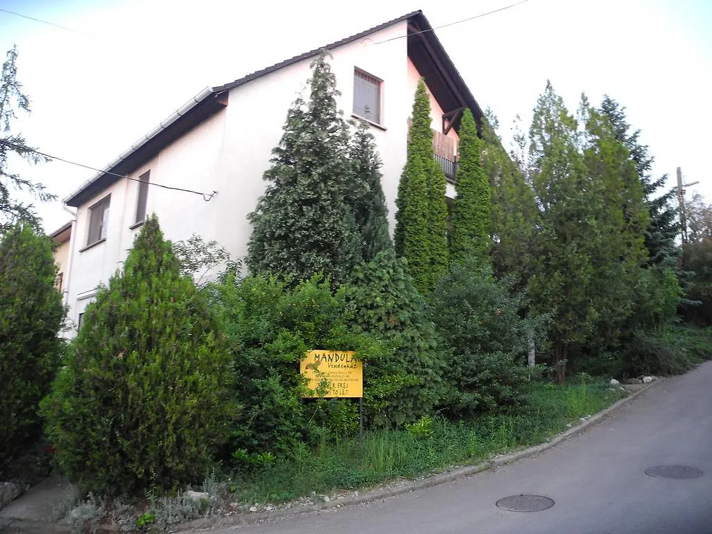 Mandula Vendeghaz Apartment Eger